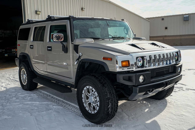 Used 2003 HUMMER H2 w/ Preferred Equipment Group image 12