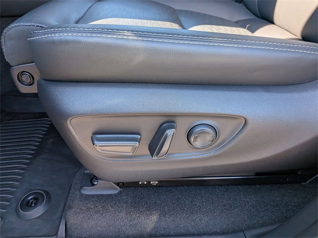 Used 2025 Toyota Land Cruiser w/ Premium Package image 15