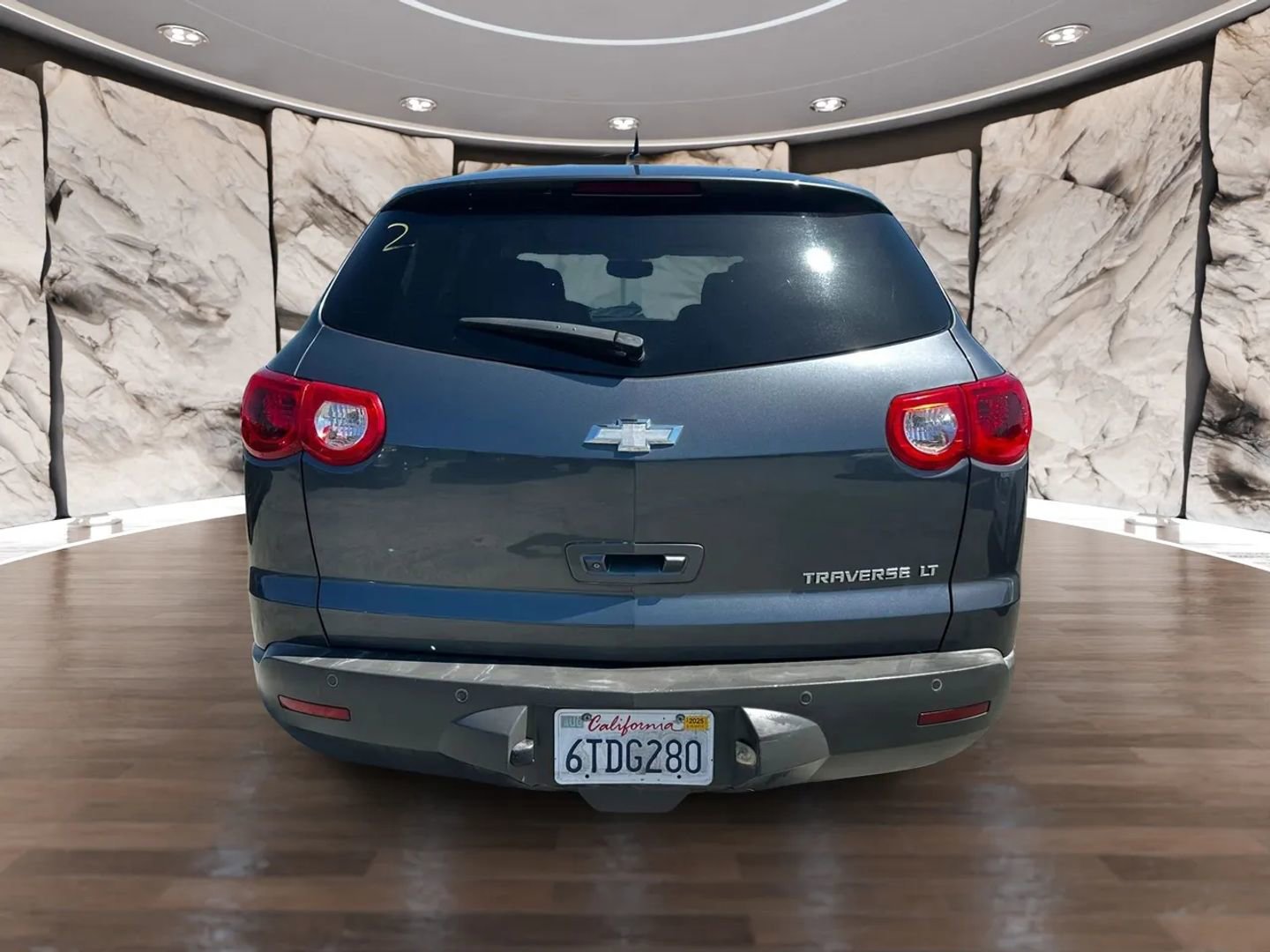 Used 2011 Chevrolet Traverse LT w/ Personal Connectivity Package FWD image 7