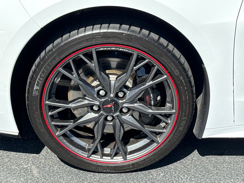 Used 2023 Chevrolet Corvette Stingray Preferred Conv w/ Z51 Performance Package RWD image 5