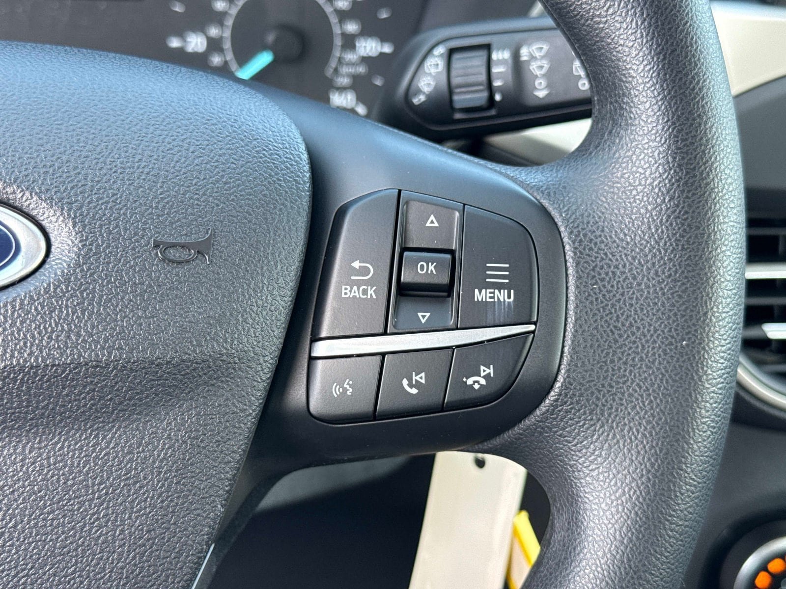 Used 2022 Ford Escape S AWD/4WD image 29