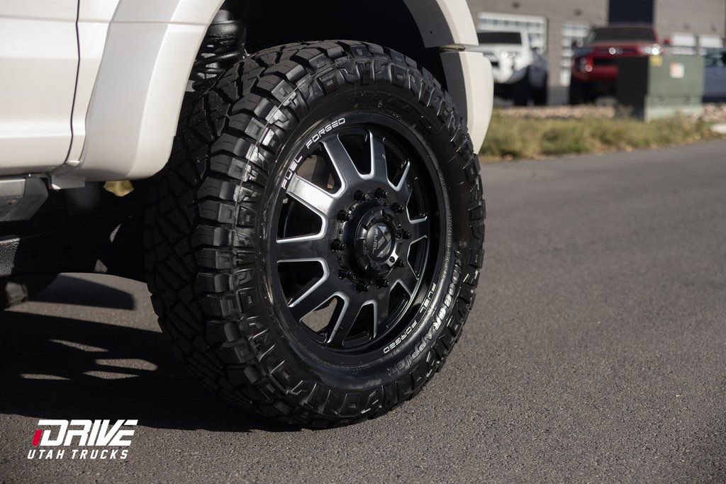 Used 2017 Ford F450 Platinum w/ Platinum Ultimate Package AWD/4WD image 10