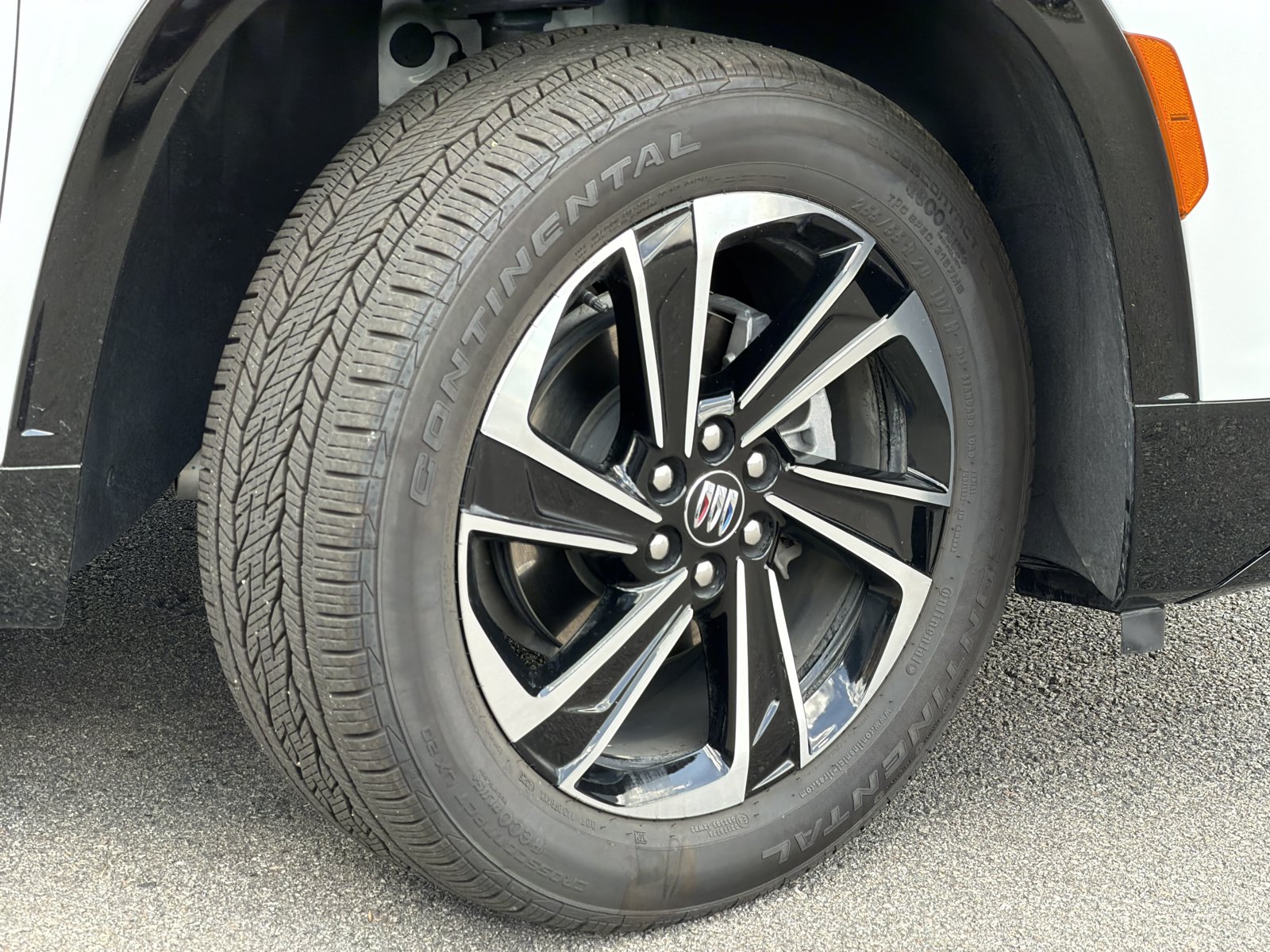 Used 2026 Buick Enclave Sport Touring FWD image 5