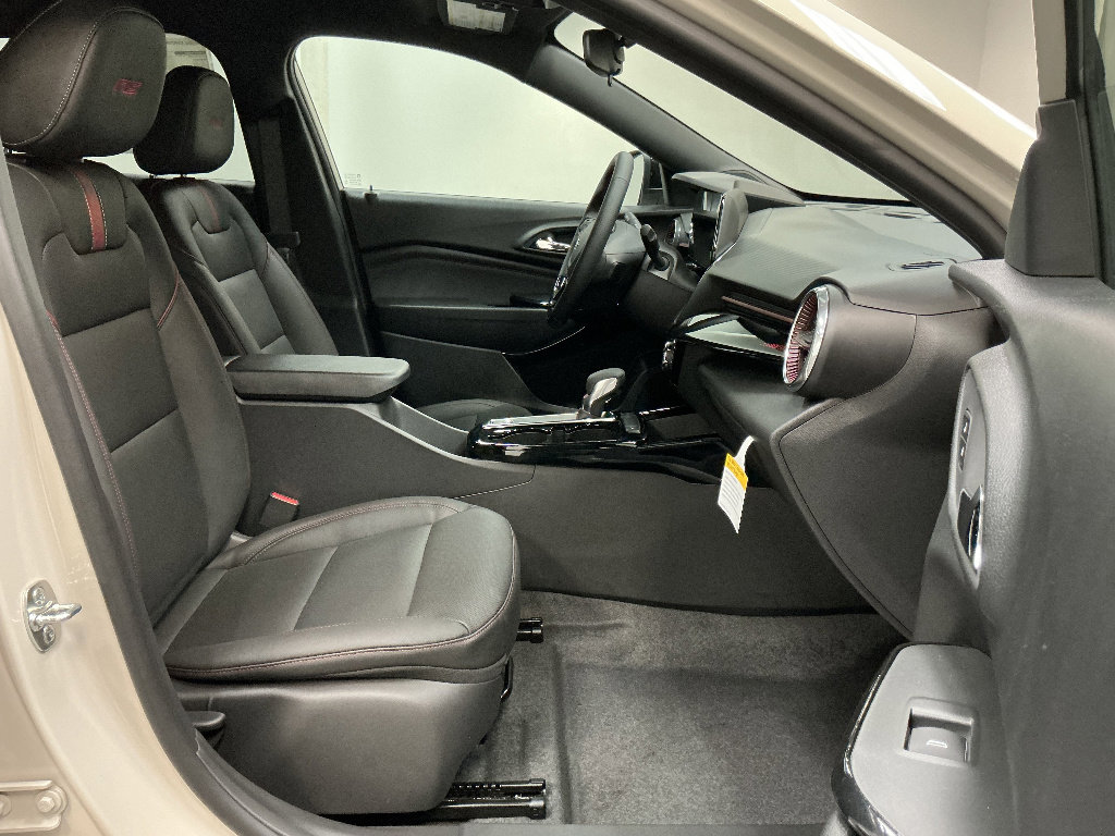 New 2026 Chevrolet Trax RS FWD image 31