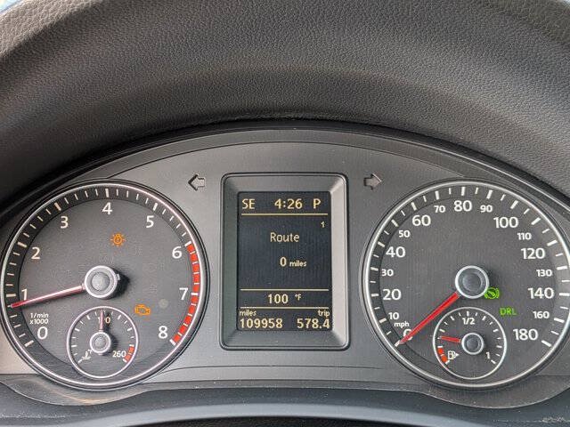 Used 2010 Volkswagen Eos Komfort FWD image 19