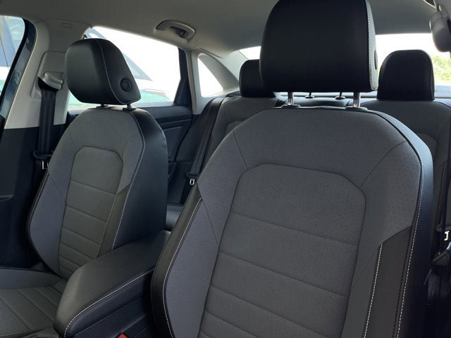 New 2025 Volkswagen Jetta SE image 16