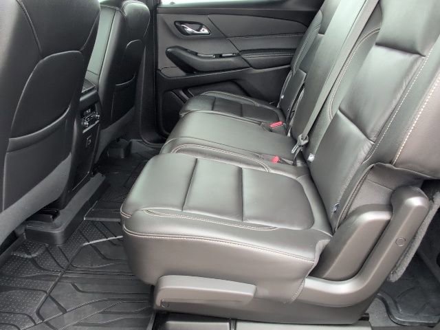 Certified 2023 Chevrolet Traverse LT w/ LPO, Floor Liner Package image 7