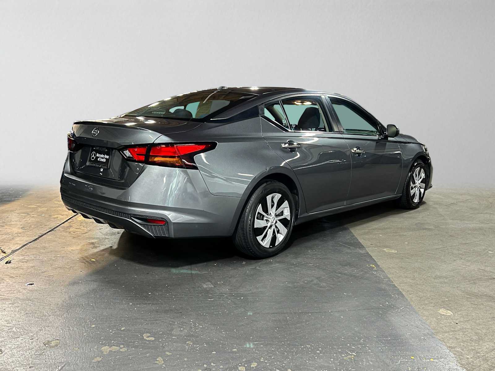 Used 2020 Nissan Altima 2.5 S FWD image 3