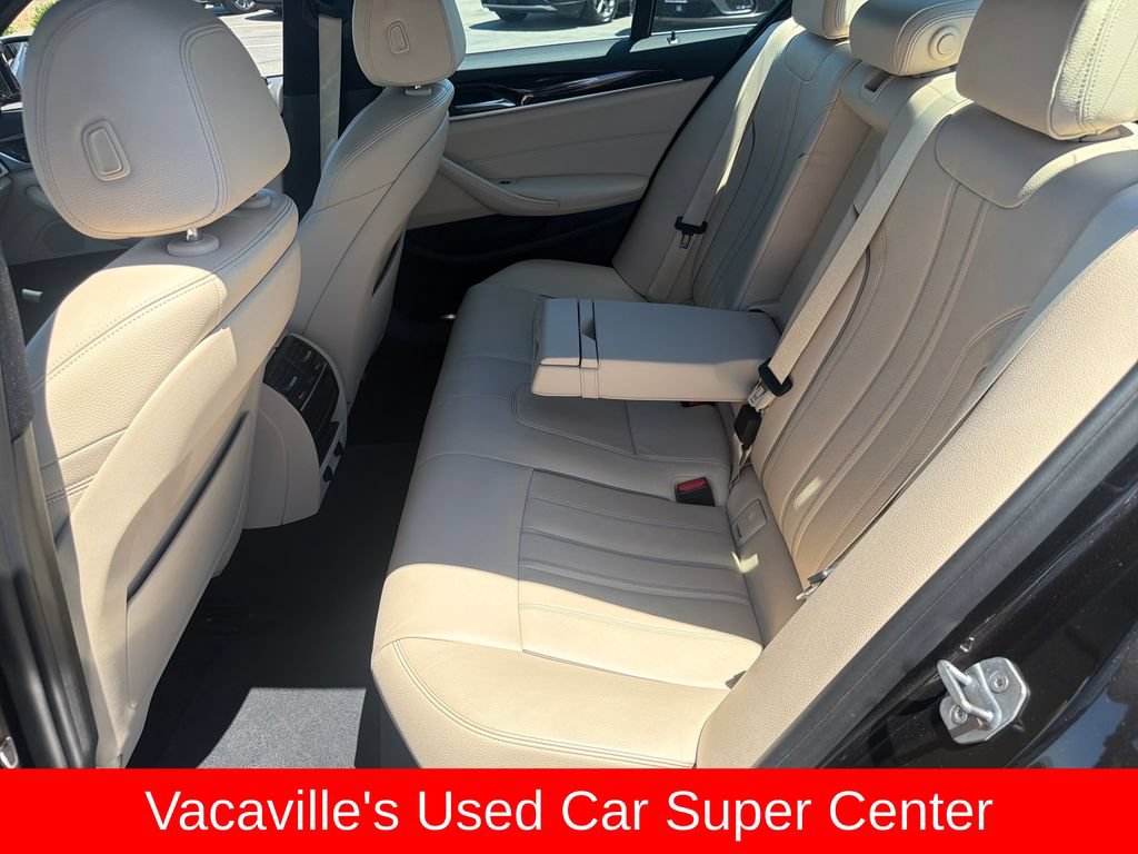 Used 2017 BMW 540i RWD image 23