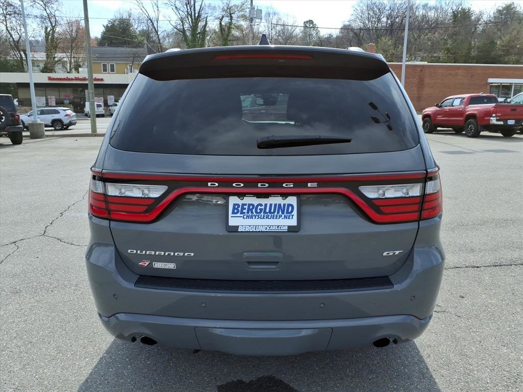 Used 2024 Dodge Durango GT image 5
