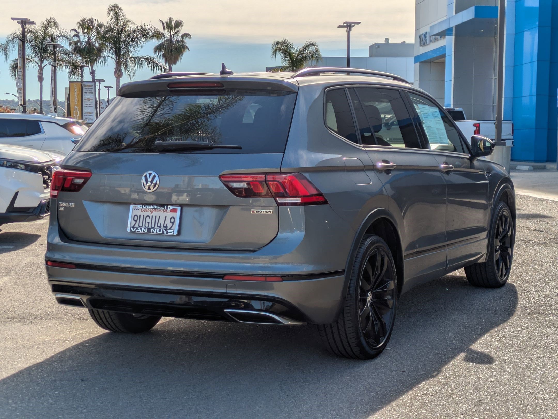 Used 2021 Volkswagen Tiguan SE image 5
