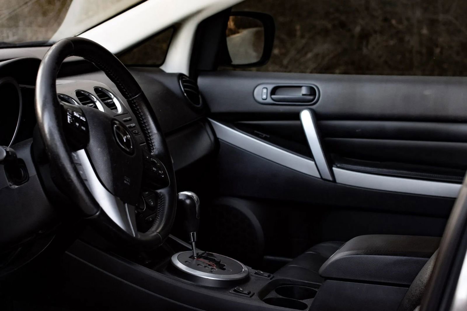 Used 2010 MAZDA CX-7 s Touring w/ Technology Pkg image 9