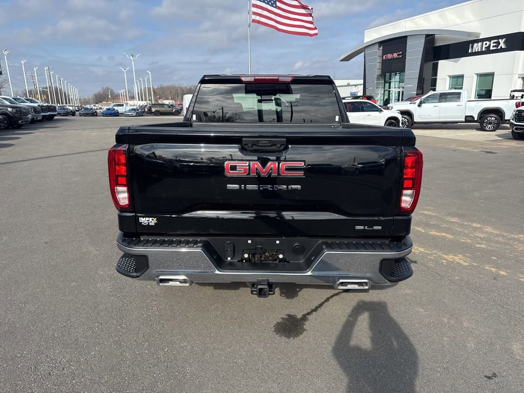 Used 2024 GMC Sierra 1500 SLE w/ X31 Off-Road Package image 4