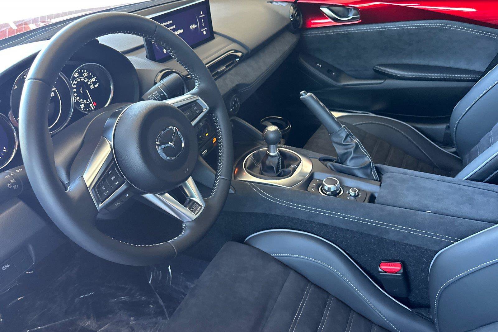 New 2026 MAZDA MX-5 Miata RF Club w/ Interior Package RWD image 11