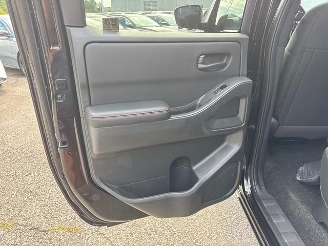 New 2026 Nissan Frontier PRO-4X w/ Pro-4x Convenience Package AWD/4WD image 14