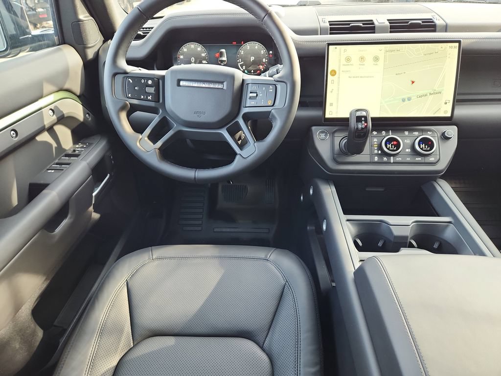 New 2026 Land Rover Defender 130 X-Dynamic SE AWD/4WD image 4