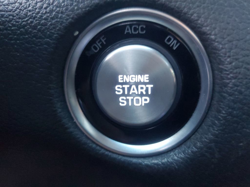 Used 2015 Hyundai Genesis 3.8 w/ Option Group 04 image 31