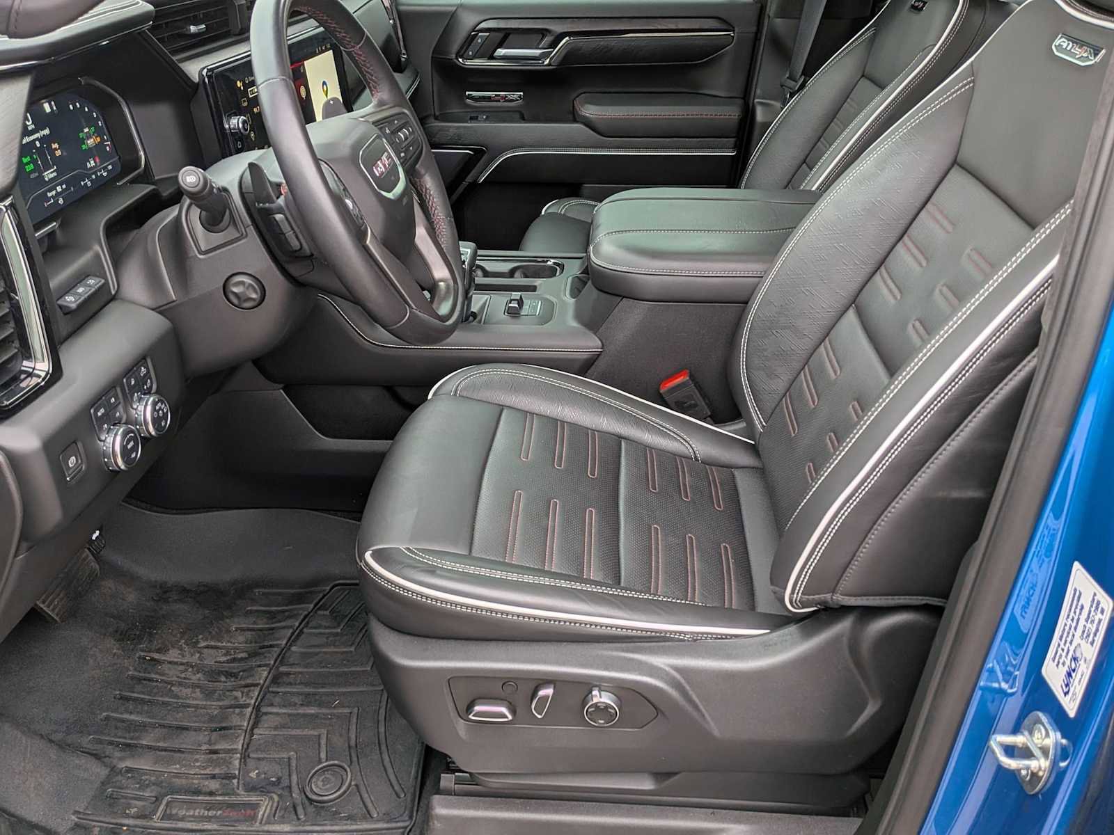 Used 2023 GMC Sierra 1500 AT4X image 12