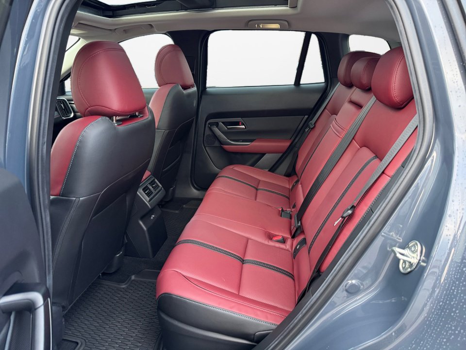 Certified 2025 MAZDA CX-50 2.5 Hybrid w/ Weather Package image 16