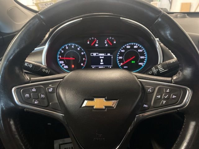 Used 2020 Chevrolet Malibu LT w/ Leather Package image 13