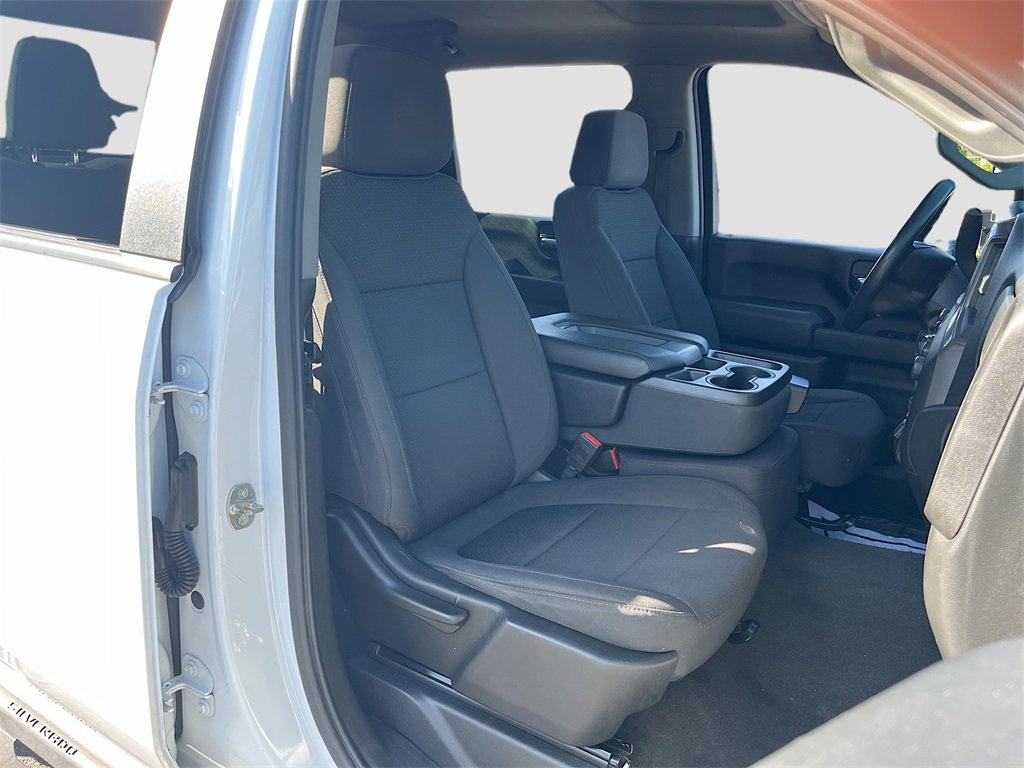 Used 2021 Chevrolet Silverado 2500 Custom w/ Custom Value Package image 25