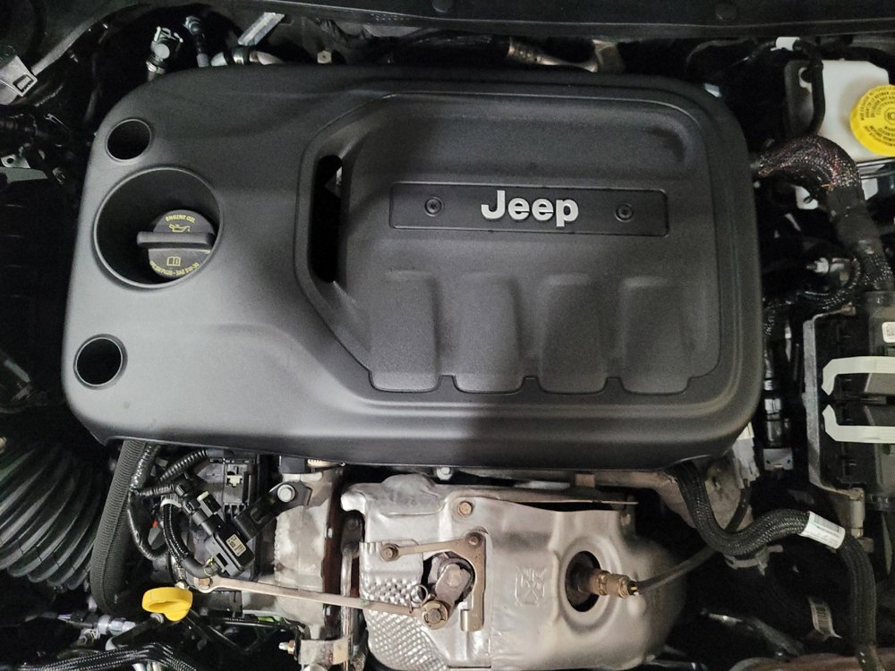 Used 2022 Jeep Cherokee Limited w/ Mopar Interior Package image 30