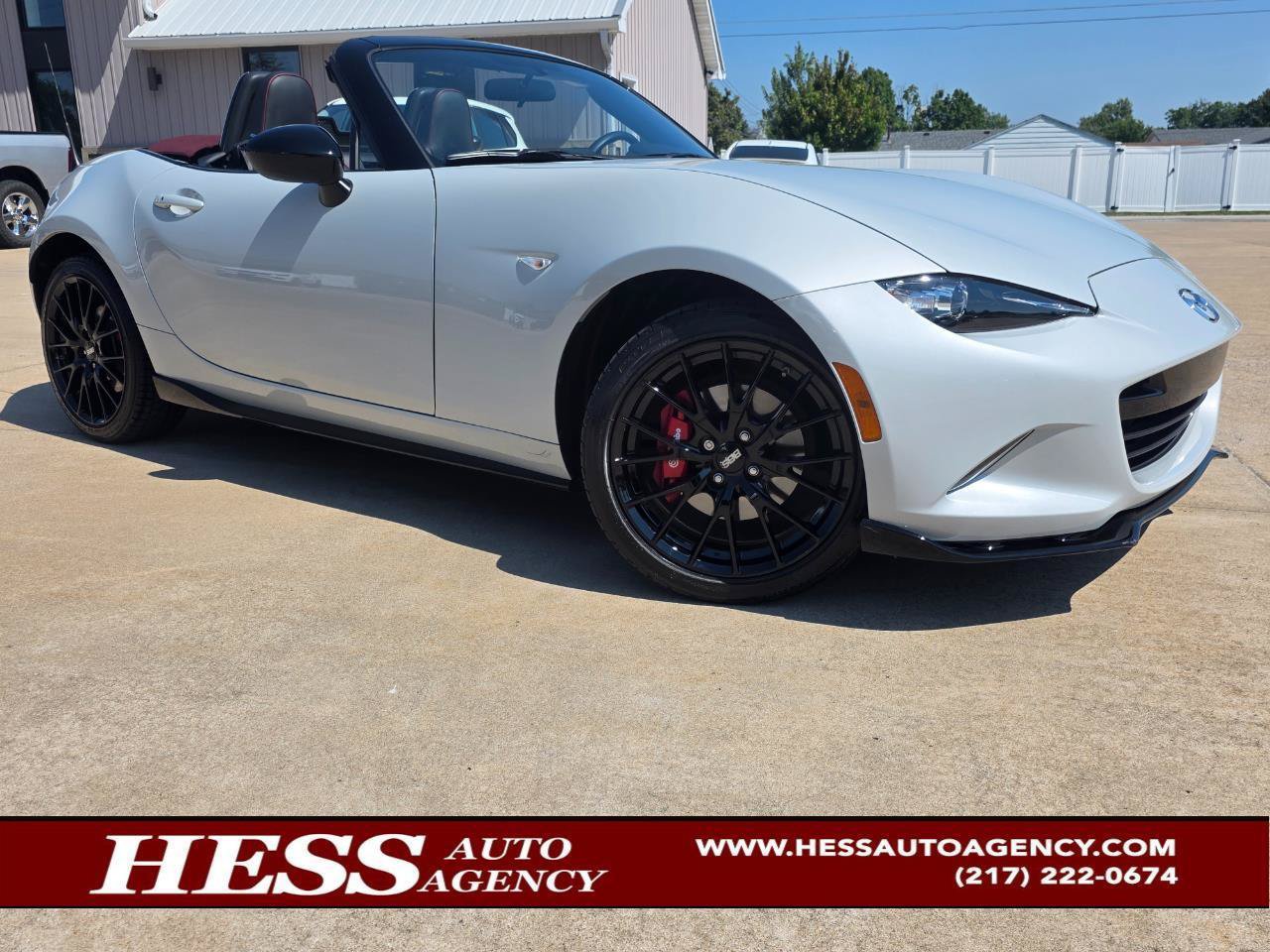 Used 2018 MAZDA MX-5 Miata Club w/ Brembo/BBS Recaro Package RWD image 1