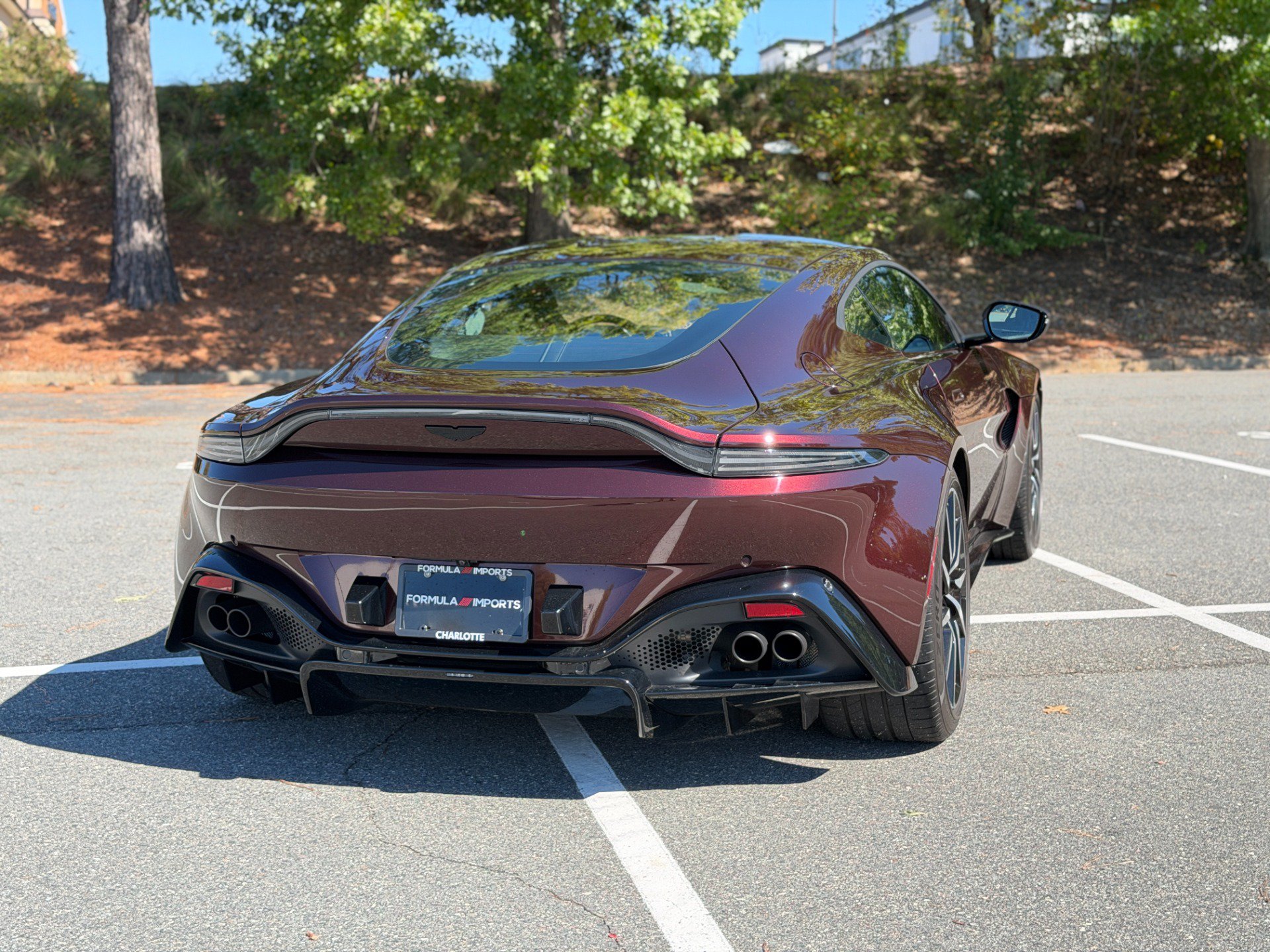 Used 2020 Aston Martin V8 Vantage Coupe RWD image 11