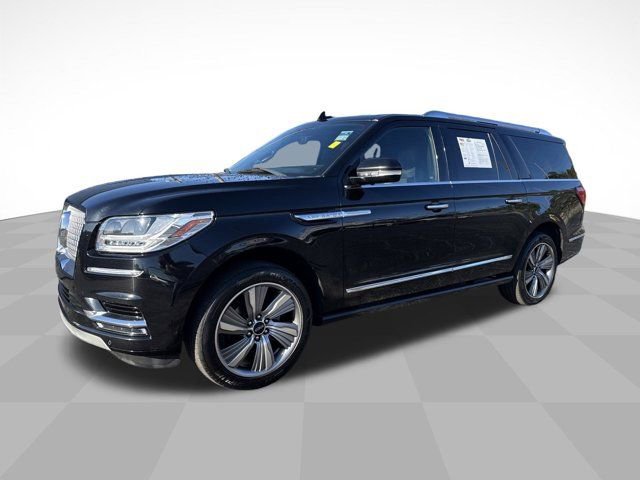 Used 2018 Lincoln Navigator L Reserve w/ Technology Package