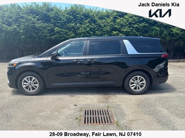 Certified 2024 Kia Carnival LX