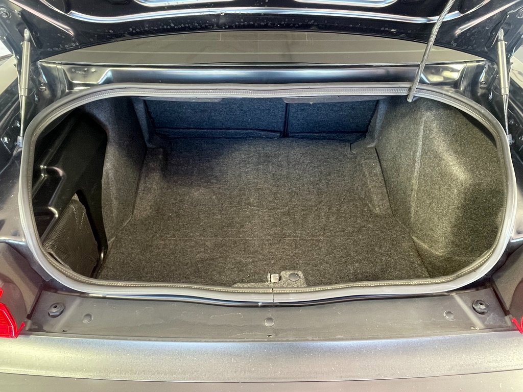 Used 2009 Dodge Challenger SRT8 w/ SRT Option Group II image 7