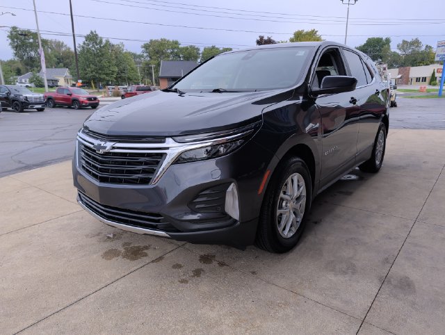 Used 2023 Chevrolet Equinox LT FWD image 4