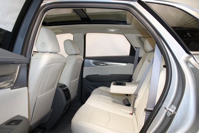 New 2025 Cadillac XT5 Premium Luxury w/ LPO, Floor Liner Package image 7