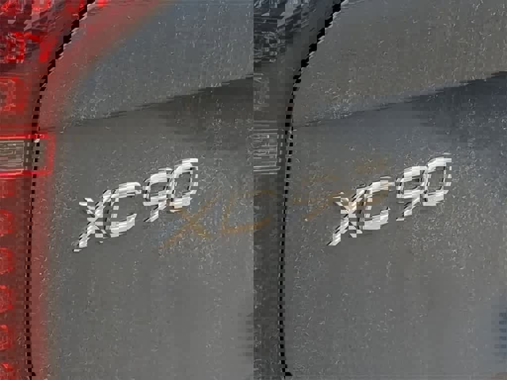 New 2026 Volvo XC90 B6 Ultra w/ Protection Package image 12