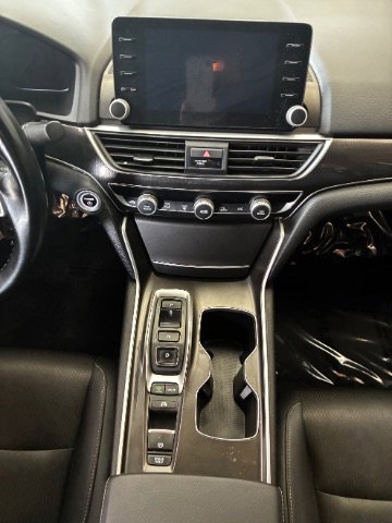 Used 2022 Honda Accord Sport image 11