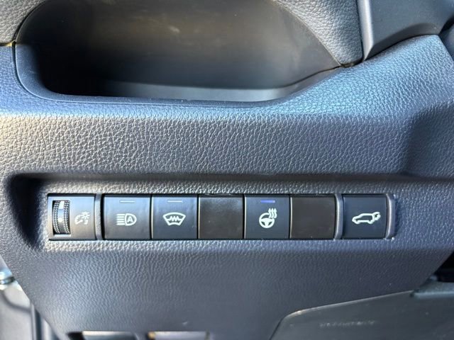 Used 2024 Toyota RAV4 XLE Premium image 23