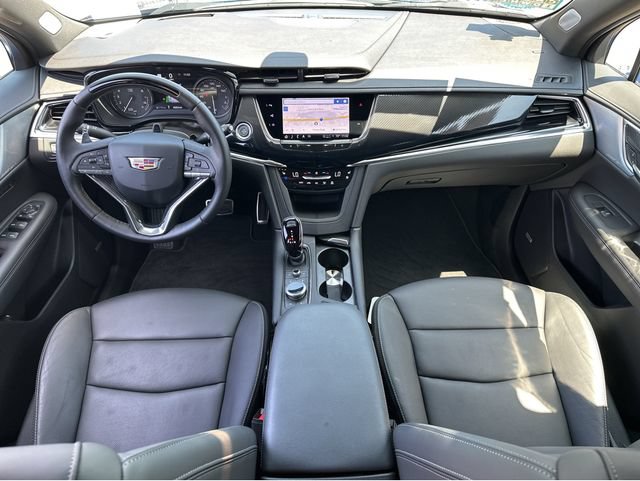 Certified 2023 Cadillac XT6 Sport w/ Technology Package AWD/4WD image 7