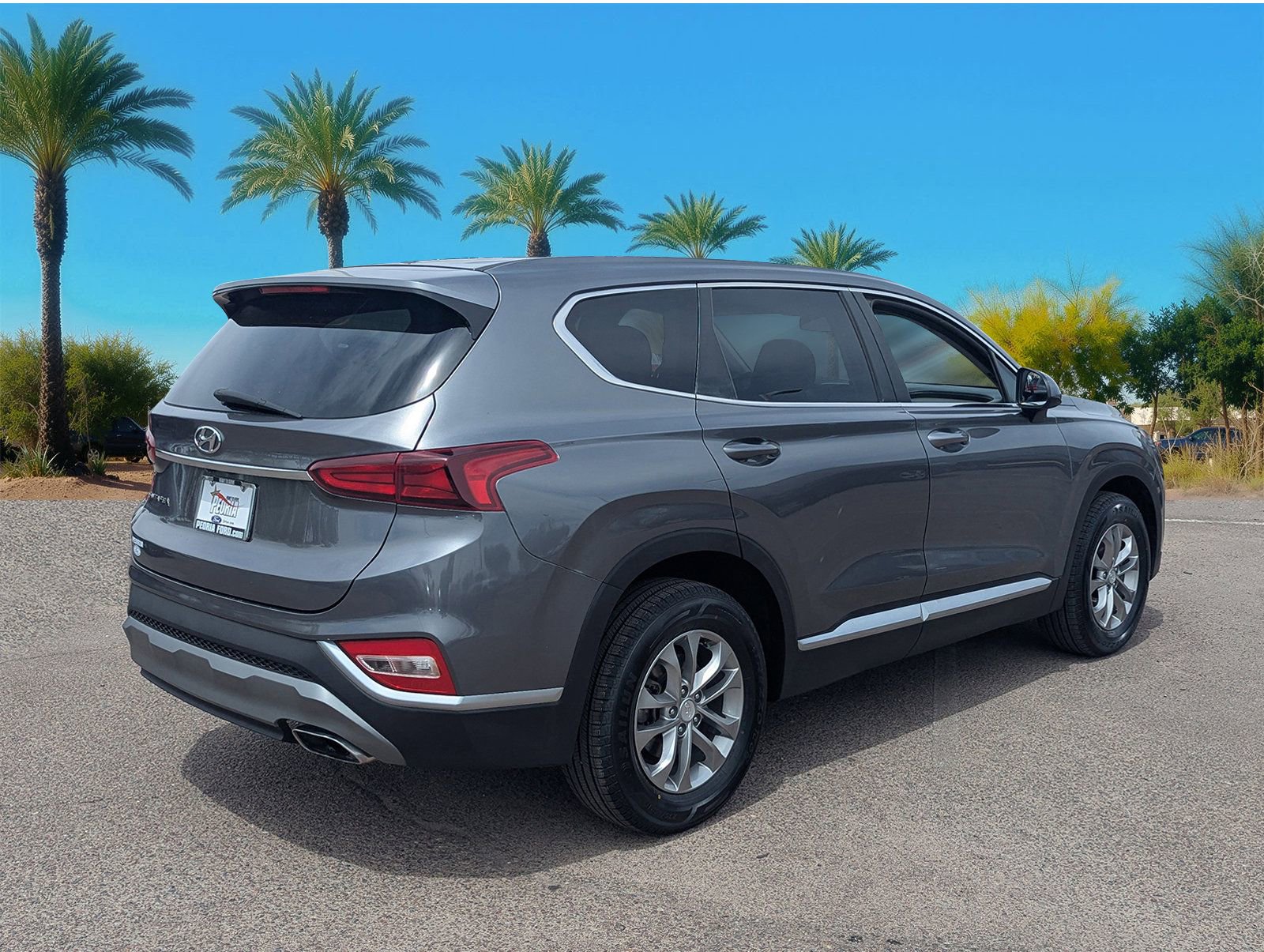 Used 2019 Hyundai Santa Fe SE FWD image 5