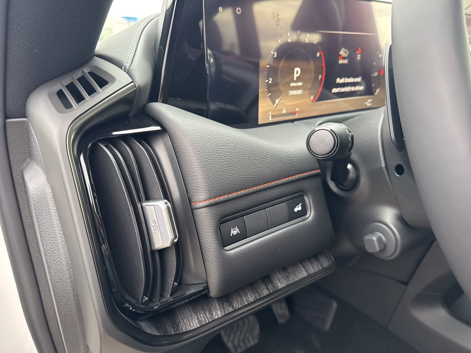New 2026 Nissan Armada PRO-4X AWD/4WD image 12