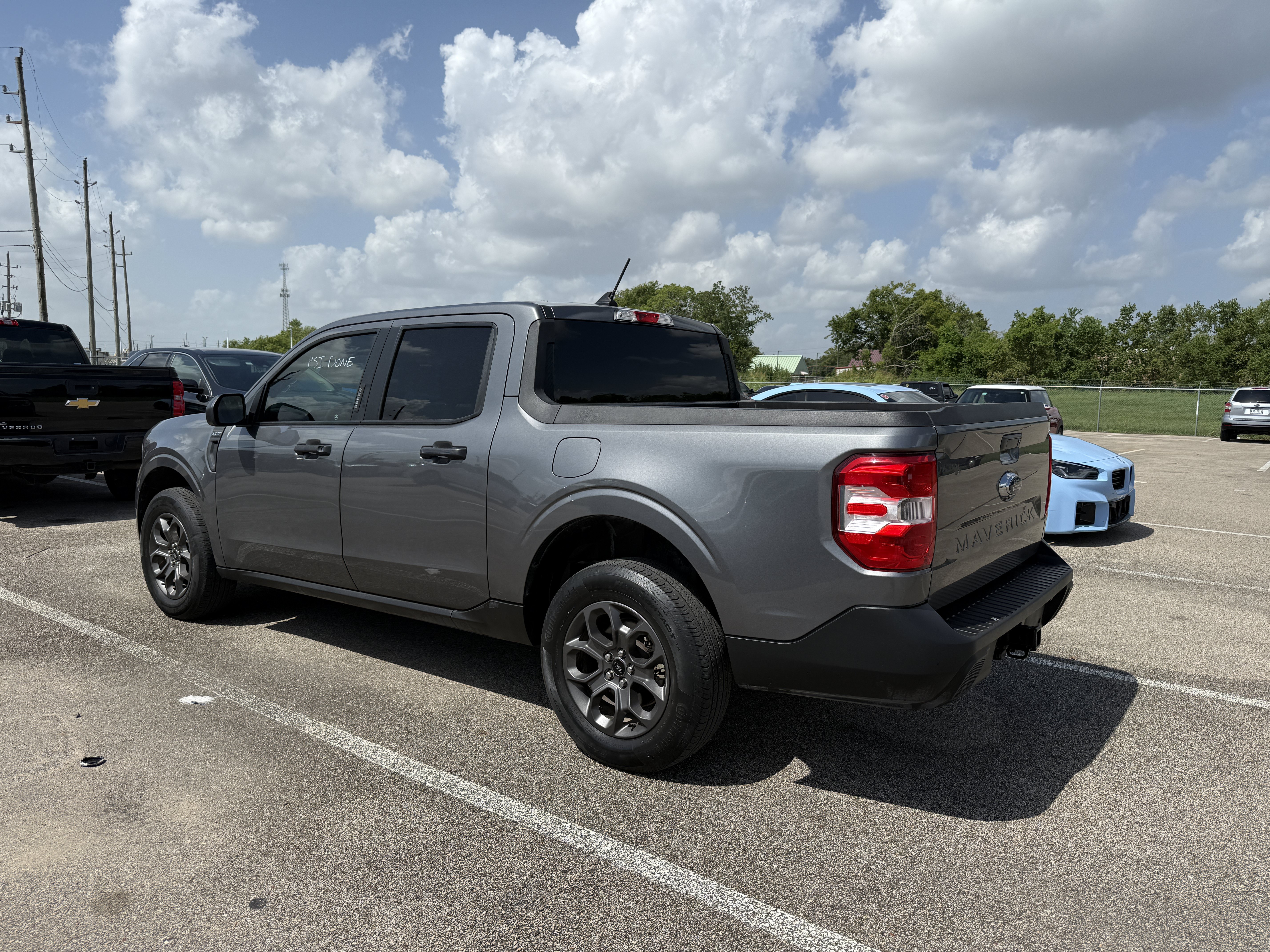 Used 2022 Ford Maverick XLT FWD image 3