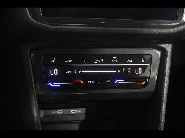 Certified 2024 Volkswagen Tiguan SE R-Line AWD/4WD image 14