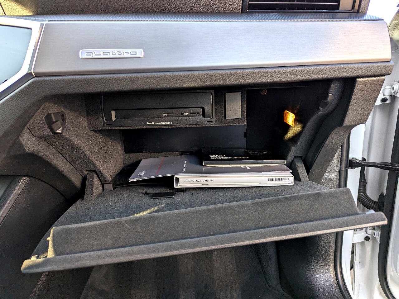 Used 2020 Audi Q3 2.0T Prestige image 35