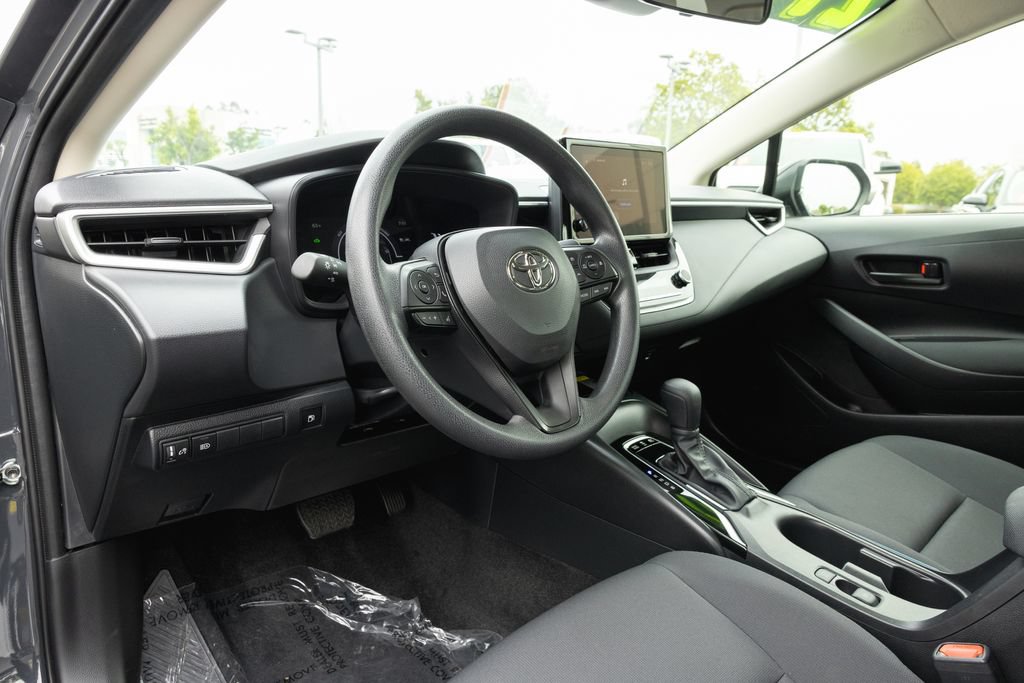 Certified 2026 Toyota Corolla LE w/ LE Premium Package FWD image 10