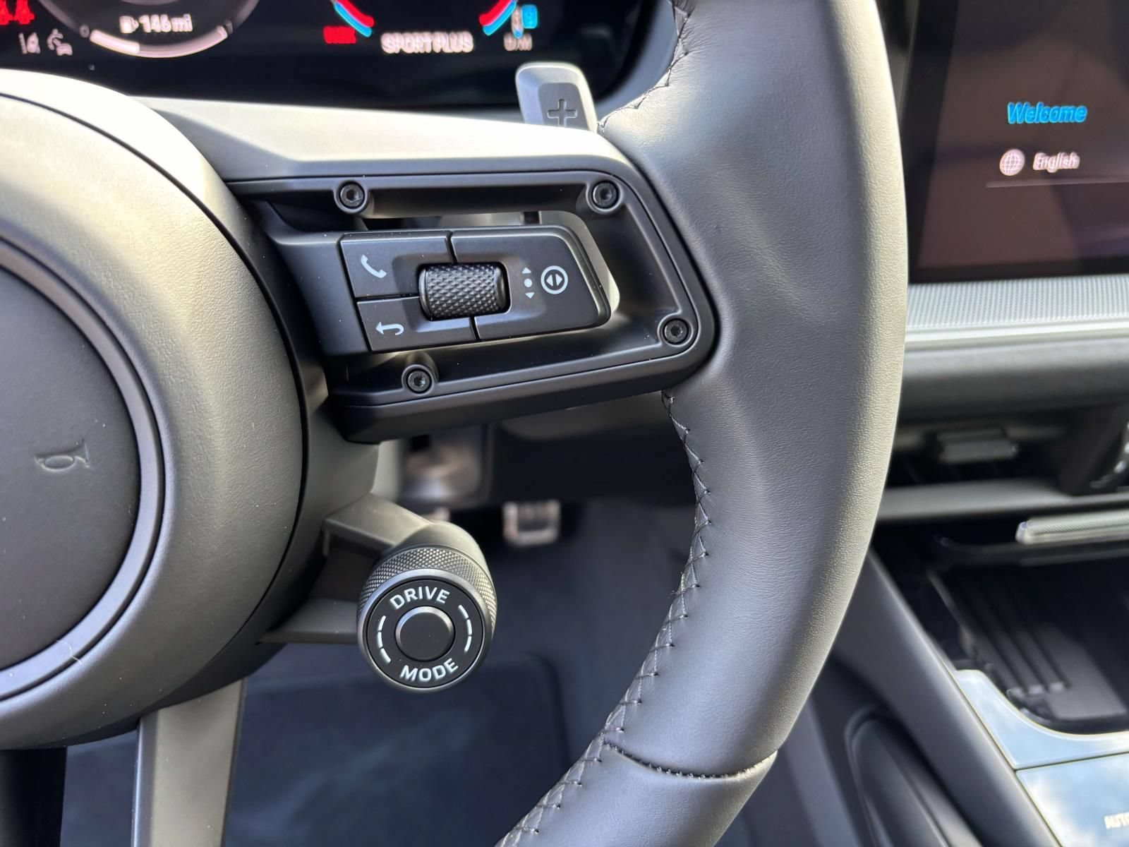 New 2026 Porsche Cayenne S AWD/4WD image 28