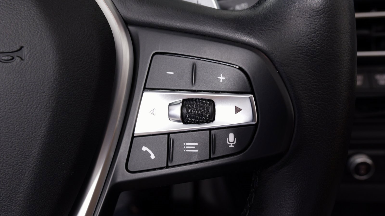 Used 2022 BMW Z4 sDrive30i w/ Driving Assistance Package image 50