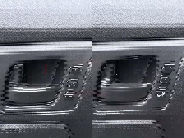 Used 2023 Honda Odyssey Sport image 12