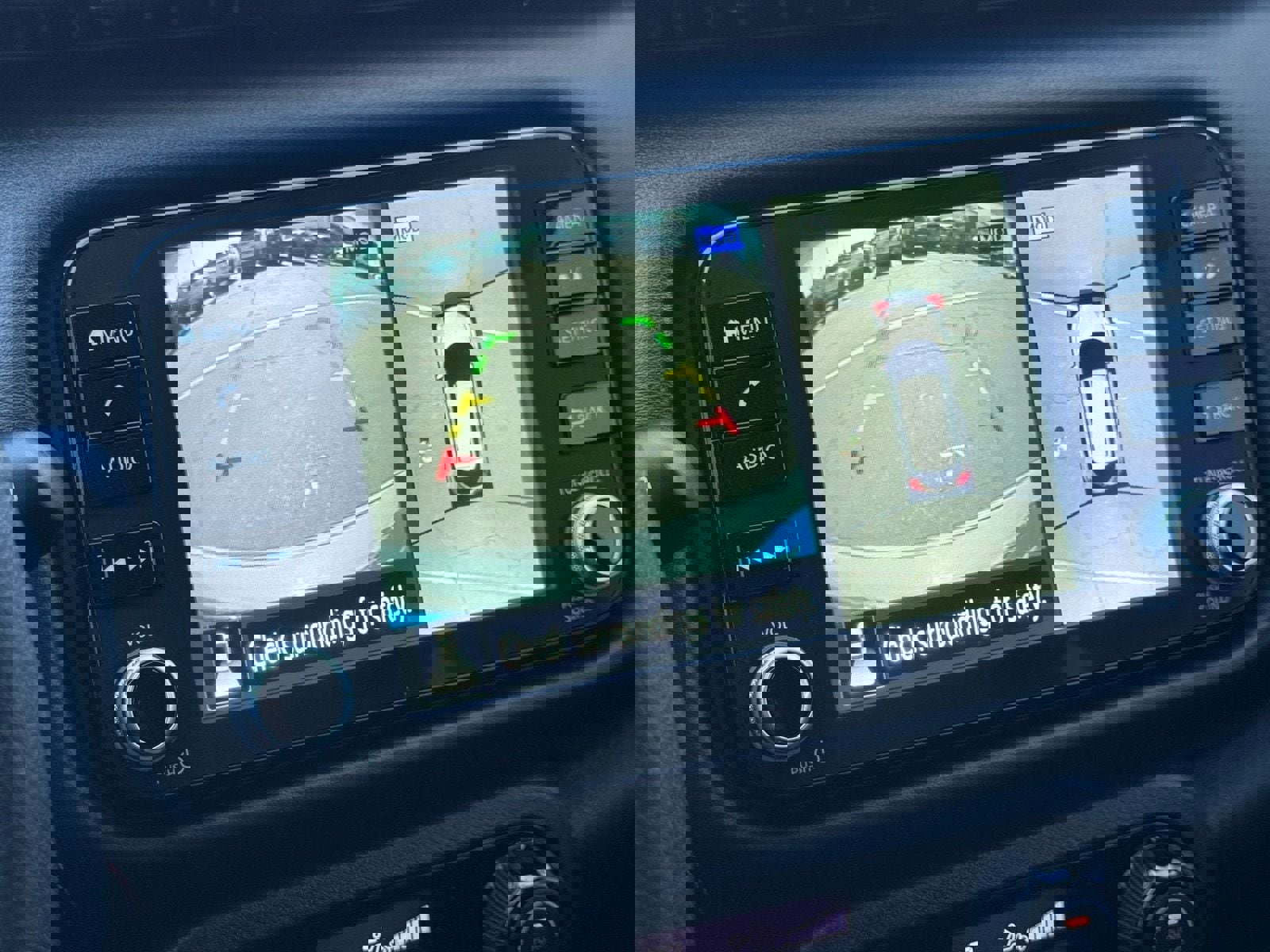 Used 2024 Nissan Kicks SR image 22