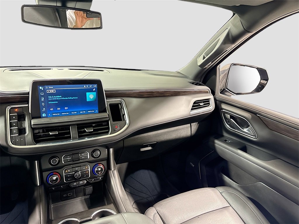 Used 2023 Chevrolet Suburban Z71 image 22