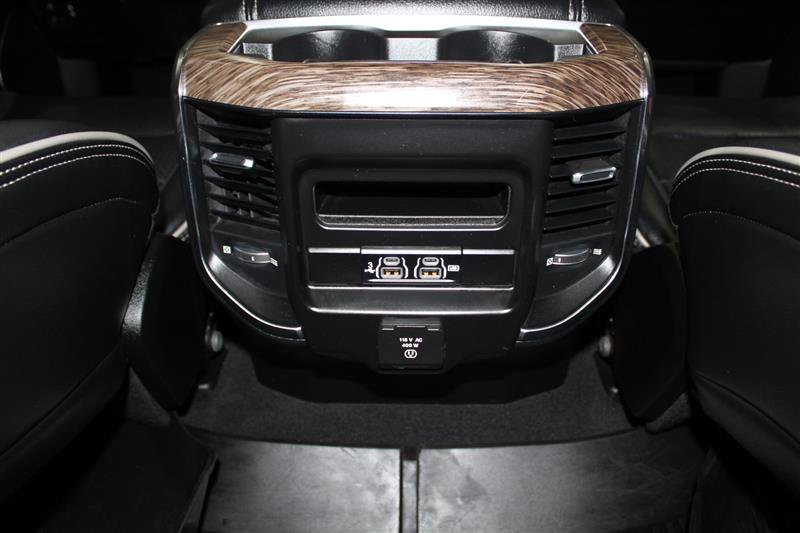 Used 2019 RAM 1500 Laramie AWD/4WD image 24