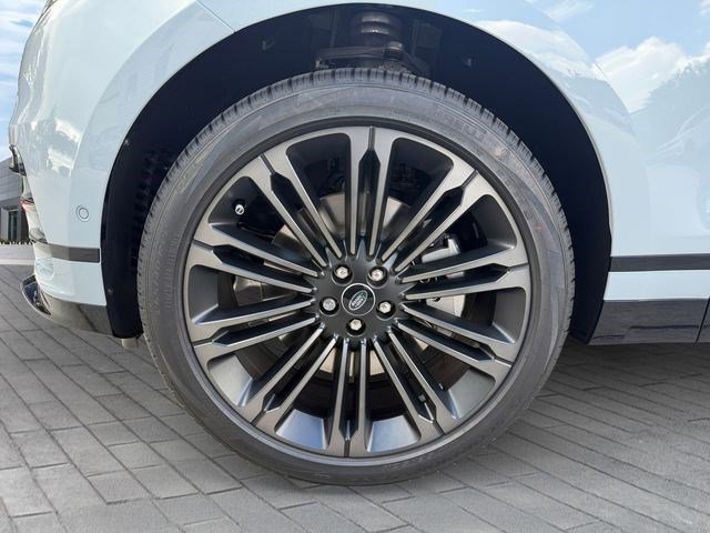 New 2026 Land Rover Range Rover Velar Belgravia AWD/4WD image 9